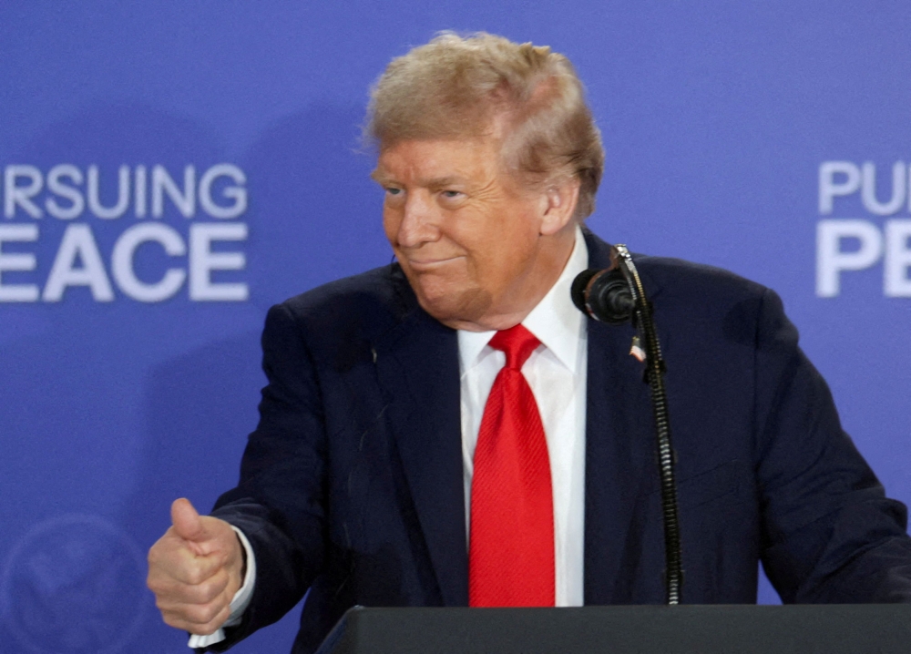 US President Donald Trump told Fox News, ahead of talks with Russian President Vladimir Putin over Moscow’s invasion of Ukraine that Chinese President Xi Jinping told him China would not invade Taiwan while Trump is in office. — Reuters pic