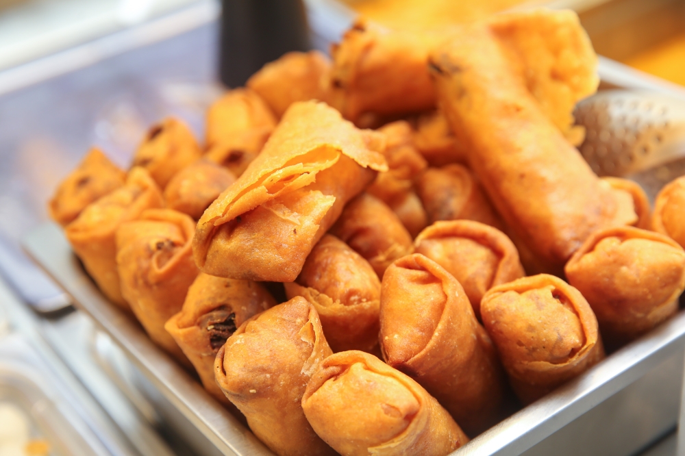 Fried Spring Rolls are made using a recipe from Lean Choo, Soo Yuen Eye’s wife, and generously stuffed with crunchy jicama and carrots. — Picture by Choo Choy May