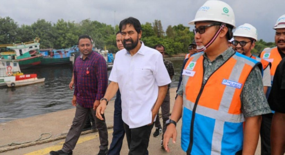 Aceh Governor Muzakir Manaf (centre) said preparations are underway at the port ahead of the planned launch. — Bernama pic