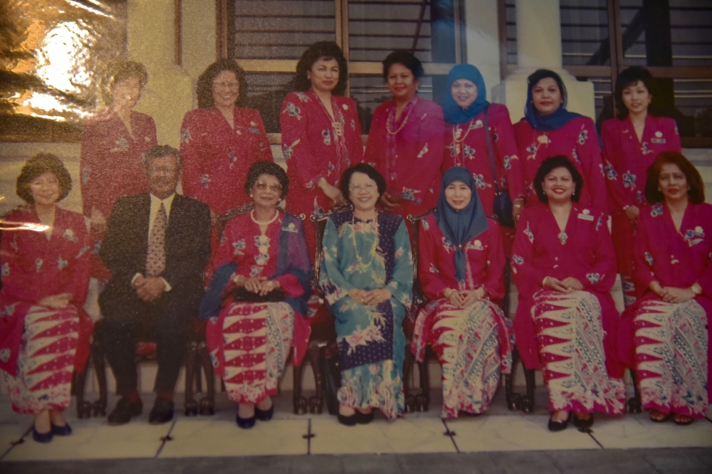 Former President of the Malaysian Linguistic Association, Prof. Emeritus Datuk Nik Safiah Karim, shares a photo from her past work during an interview session, reflecting on language as a powerful unifier and discussing the development of the Malay language over the past decade. — Bernama pic