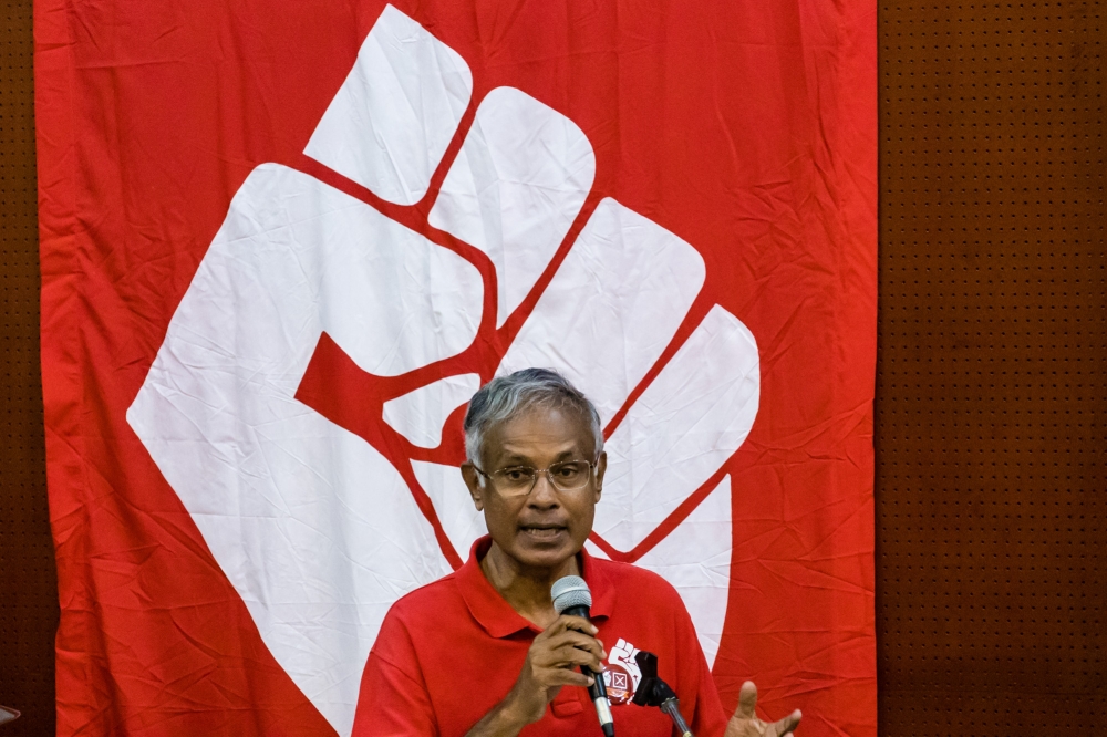Socialist Party of Malaysia (PSM) chairman Michael Jeyakumar Devaraj said today the government’s proposed vape ban was an overreach of state authority. — Picture by Firdaus Latif