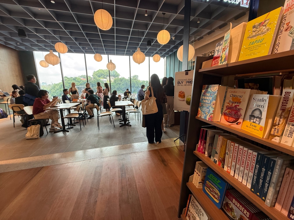 You can grab a drink at the Coffee Club inside the new Kinokuniya. — Picture by Erna Mahyuni