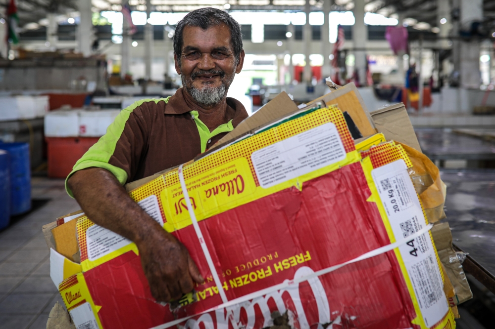 Keeping Malaysia clean, one bottle at a time: A Perlis man’s 30-year ...