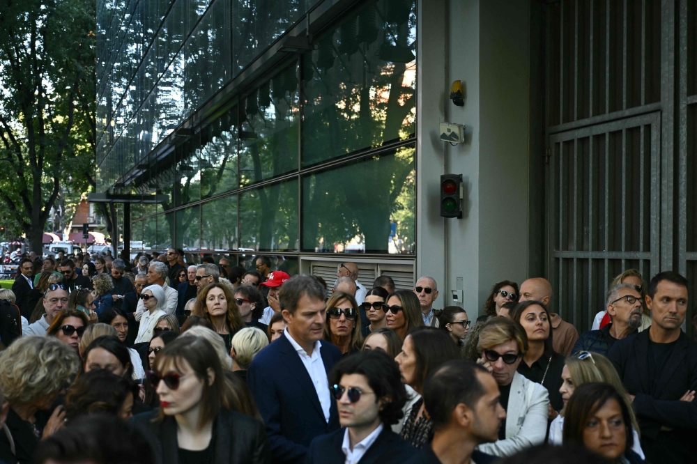 Thousands of mourners paid homage Saturday to Italian fashion legend Giorgio Armani, who died this week aged 91, as his coffin was put on public display in Milan. — AFP pic