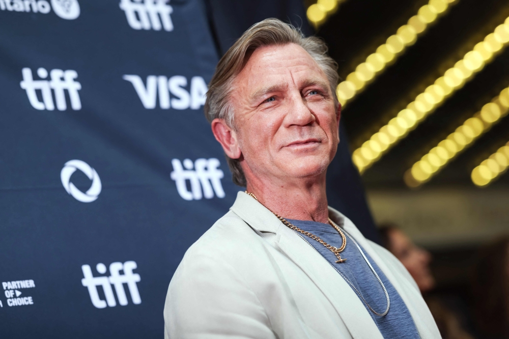 When a seemingly impossible death occurs, a local police chief sends for Craig’s Benoit Blanc—the gentleman detective with a deep Southern drawl who has anchored every film. — AFP pic