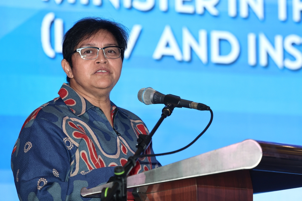Azalina said through the roadshows, the government wanted to hear the public’s views on the proposed tribunal, as it was seen as capable of expediting case hearings compared with lengthy court processes. — Bernama pic 