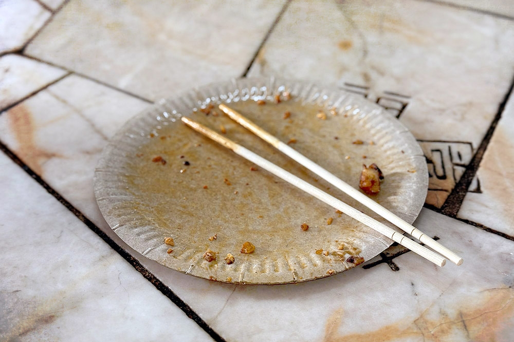 Every customer leaves their plate clean, ready for another round! — Picture by CK Lim