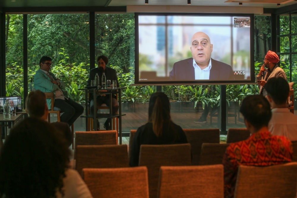 Australian Association of Convenience Stores chief executive officer Theo Foukkare (on screen) sheds light on the tax challenges in Australia. — Picture by Yusof Mat Isa  