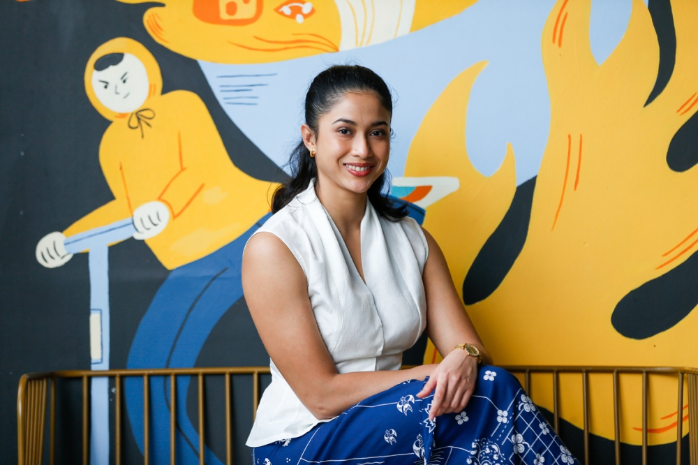 Indonesian actress Aghniny Haque will be making her acting debut in Malaysia through the upcoming horror flick ‘Khadam’. — Picture by Raymond Manuel