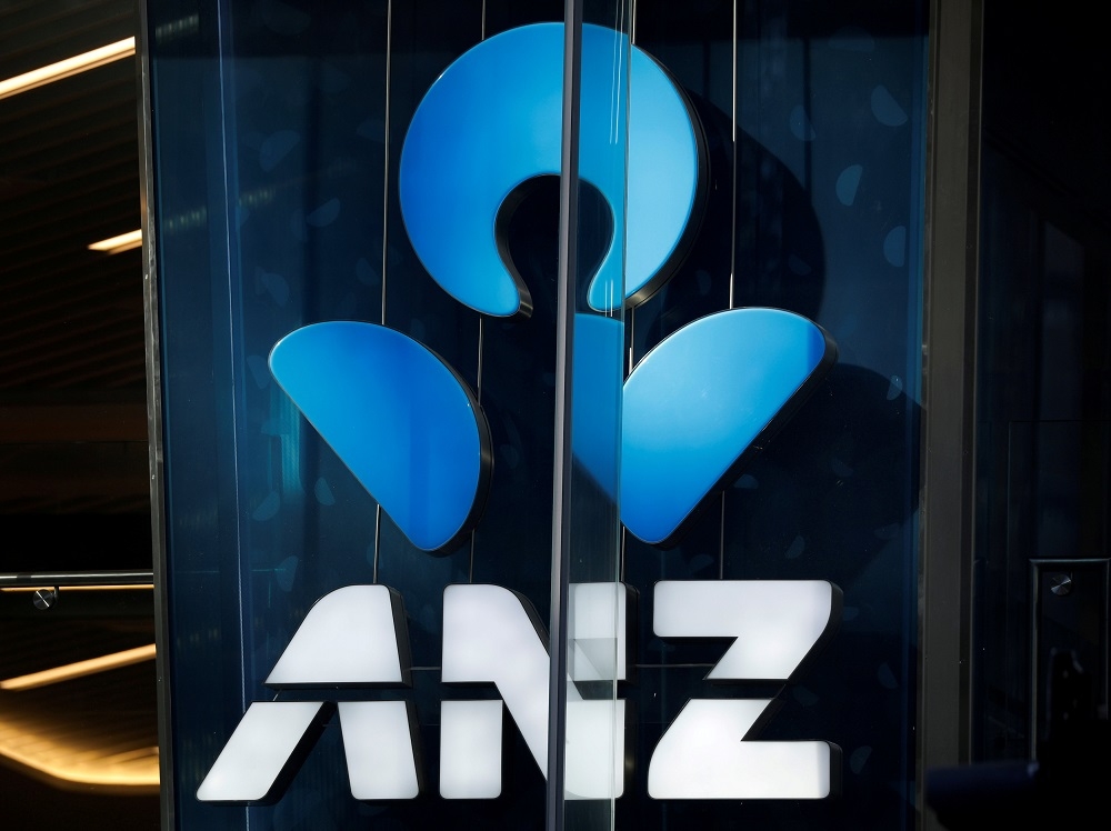 ANZ Chairman Paul O’Sullivan confirmed that the bank had agreed to the fines, saying “the reality is we made mistakes that have had a significant impact on customers”.― Reuters pic