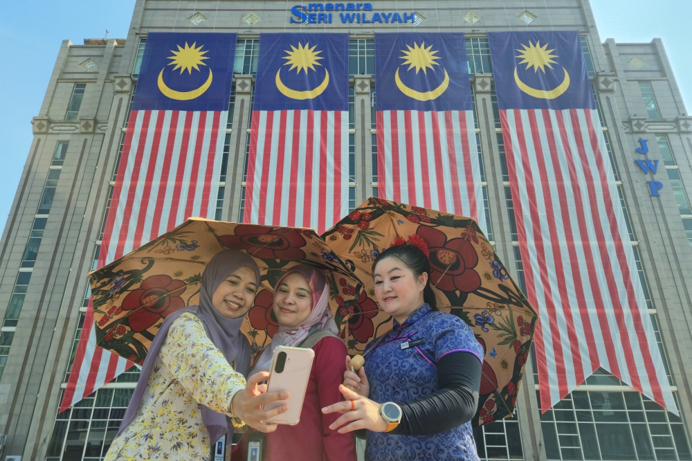 The author argues that Malaysia shows how Islamic values, modernisation and multiculturalism can thrive together — an achievement worth protecting and celebrating. — Bernama pic