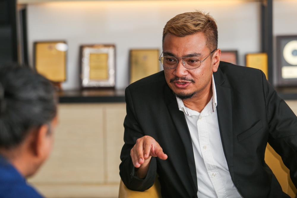 FGV Prodata’s head of digital strategy and planning Muhammad Yazid Masol said the weighbridge ensures that the data flowing through the entire chain of custody is accurate and tamper-proof. — Picture by Choo Choy May