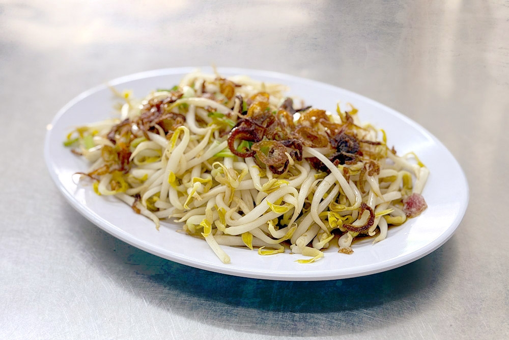 Bean sprouts or ‘taugeh’. — Picture by CK Lim