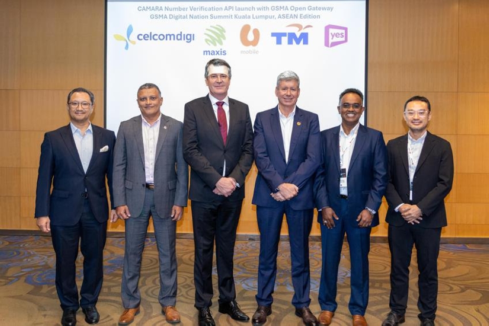 (From left to right) CelcomDigi Chief Transformation Officer Datuk Kamal Khalid, Maxis Chief Enterprise Business Officer Prateek Pashine, GSMA Head of APAC Julian Gorman, U Mobile Chief Information Officer Neil Tomkinson, TM Chief Network Officer Mohamed Tajul Mohamed Sultan, and YTL Communications Head of Information Technology Jason Heng. — Picture courtesy of PR