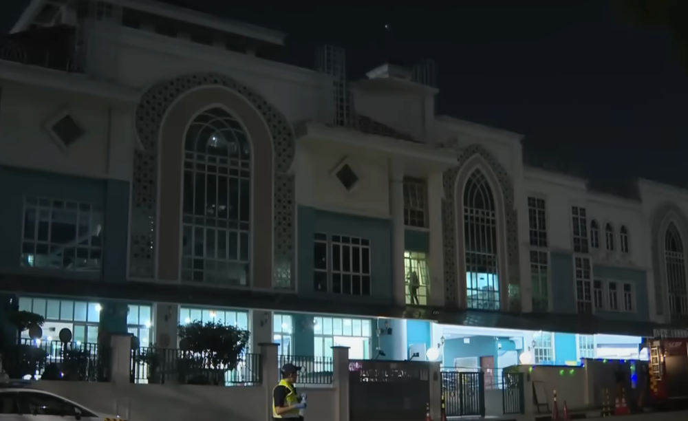 The Singapore Civil Defence Force (SCDF) was called at 5.45pm, and its hazardous materials specialists conducted checks at the mosque. No dangerous substances were detected. — Screengrab from YouTube/CNA
