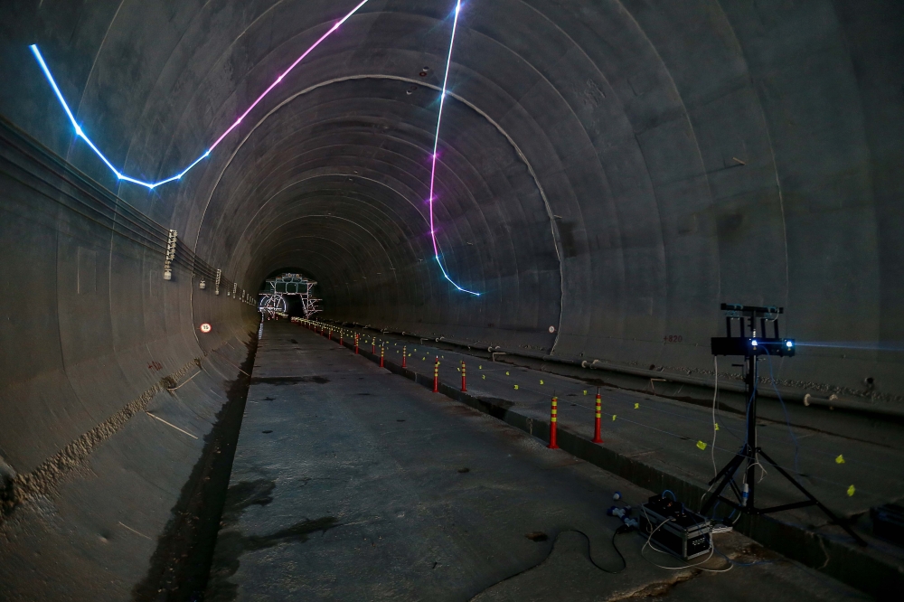 Over a thousand metres of cables have been stolen from the 665km rail project connecting the east and west coasts of peninsular Malaysia, leading to concerns that the ECRL might not complete in time. — Picture by Sayuti Zanudin