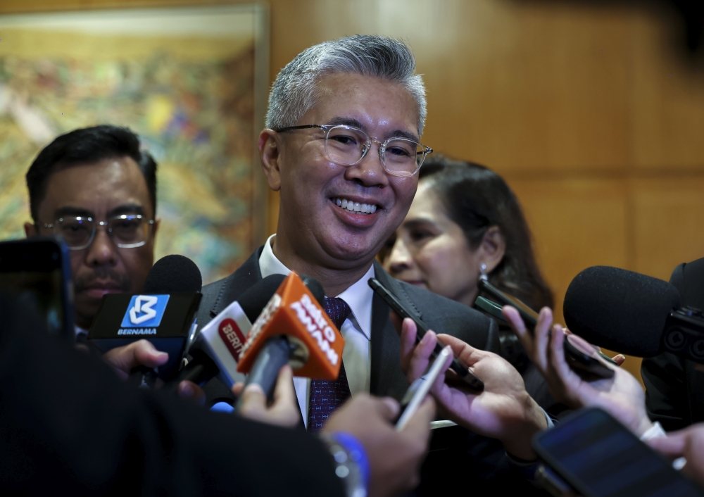 The investment, trade and industry minister said Selangor’s world-class infrastructure and deep supply chains make it not just Malaysia’s industrial hub, but also a strategic gateway into Asean markets. — Bernama pic