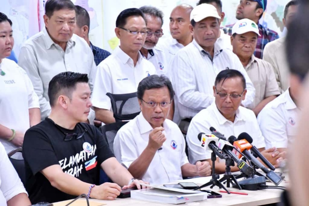 Warisan president Datuk Seri Shafie Apdal acknowledged concerns raised by several quarters about the difficulty of securing a simple majority in the upcoming polls. — The Borneo Post pic