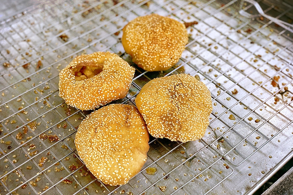 ‘Ham chim peng’ filled with sweet red bean paste dusted with sesame seeds. — Picture by CK Lim