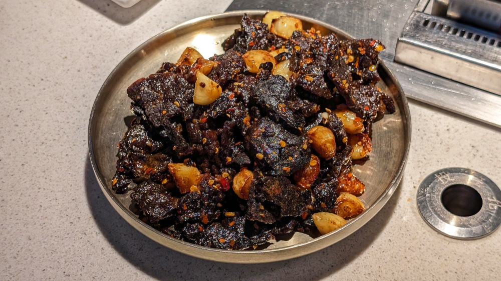 Spicy stir-fried beef lungs are the unsung hero of the menu. — Picture by Ethan Lau