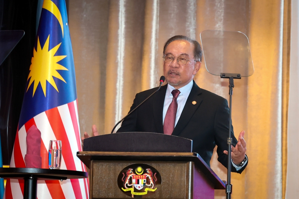 Prime Minister Datuk Seri Anwar Ibrahim today confirmed that Timor-Leste will be officially made a full member of Asean on October 26. — Bernama pic