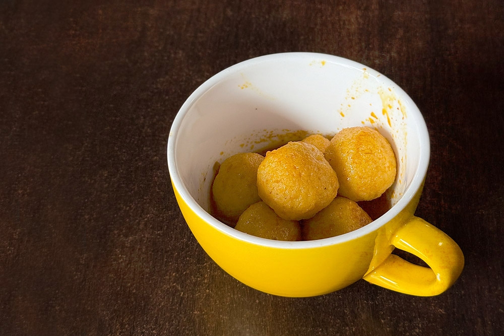 Curry Fish Balls. — Picture by CK Lim