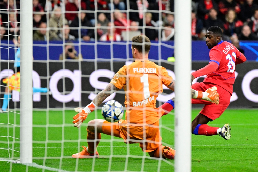 Psg Riot Photos PSG hit seven, Barcelona and Arsenal run riot on record-breaking ...