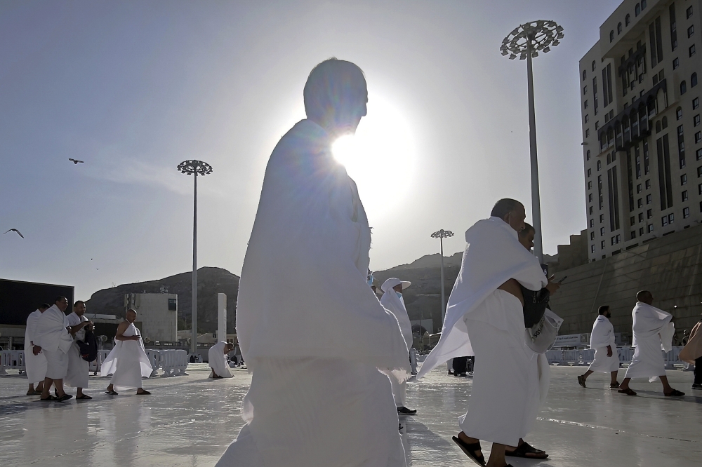 In a statement today, Lembaga Tabung Haji (TH) chairman Tan Sri Abdul Rashid Hussain said this means the cost for pilgrims travelling under the Muassasah programme has not increased for three consecutive years, despite steadily increasing costs in the Holy Land. — Bernama pic 