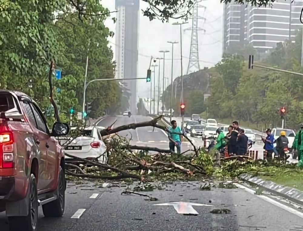 A Kuala Lumpur Fire and Rescue Department spokesperson said the department had earlier responded to several emergency calls following a thunderstorm that lasted between 4pm and 5.30pm in the city centre. — Picture via social media
