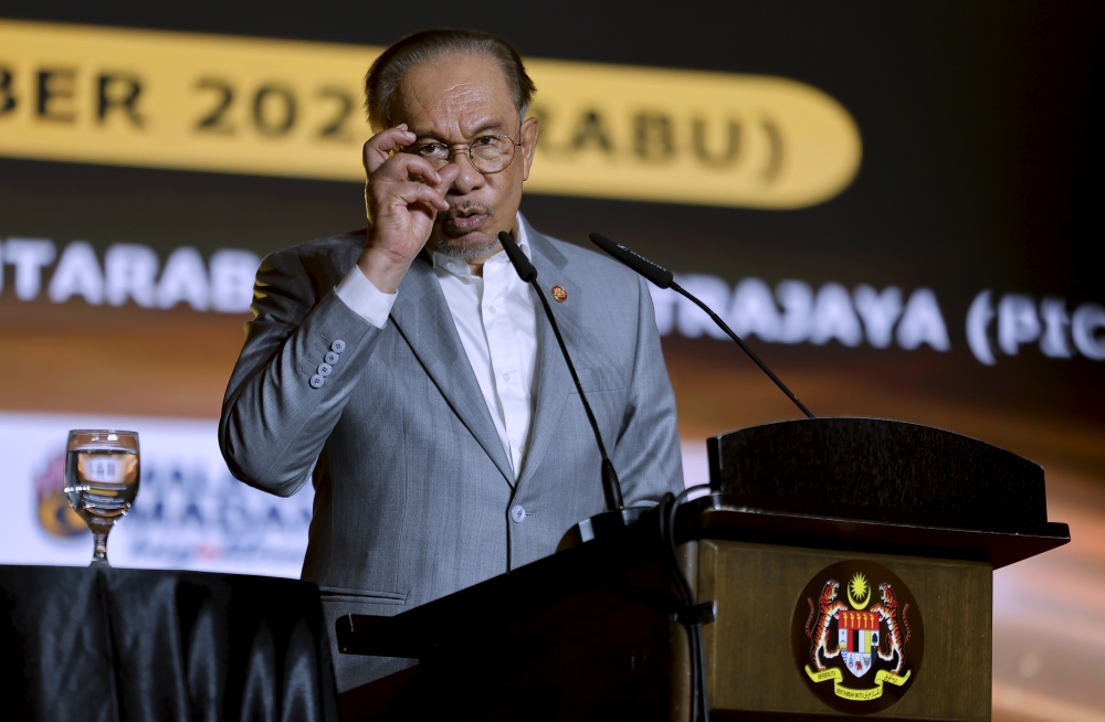 PM Anwar says it's time to overhaul Malaysia's food policy to make it ...