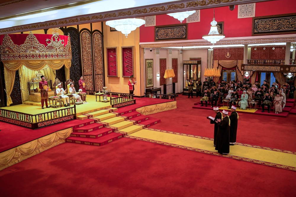 The ceremony continued with a prayer recital led by Selangor Mufti Datuk Anhar Opir. — Bernama pic
