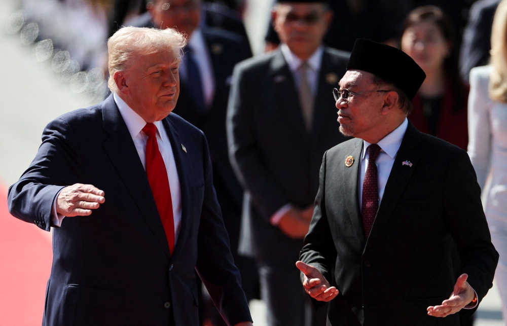 Trump kicks off Asia tour in Malaysia with Asean summit, eyes talks with China’s Xi Jinping and North Korea’s Kim