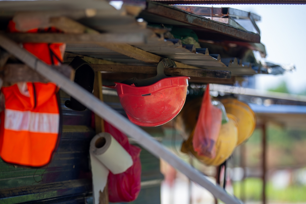 Human Resources Minister Steven Sim said Malaysia is taking firm steps to ensure workers’ housing meets international and ESG standards. —Picture by Raymond Manuel