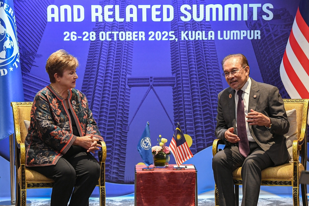 Anwar meets IMF chief to discuss global trade, fiscal reforms