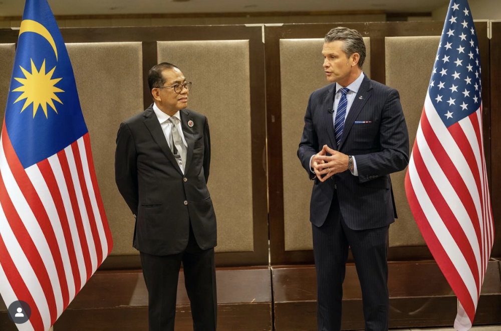 ‘Clear-eyed leader’: US defence secretary hails Khaled amid KL Accords, invites him to Pentagon in 2026  www.malaymail.com