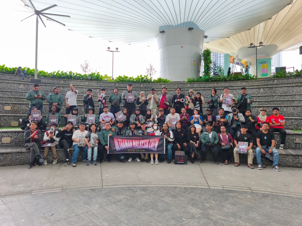 The UMCrew poses for a photo at the Ultra Assembly event. — Picture courtesy of UMCrew