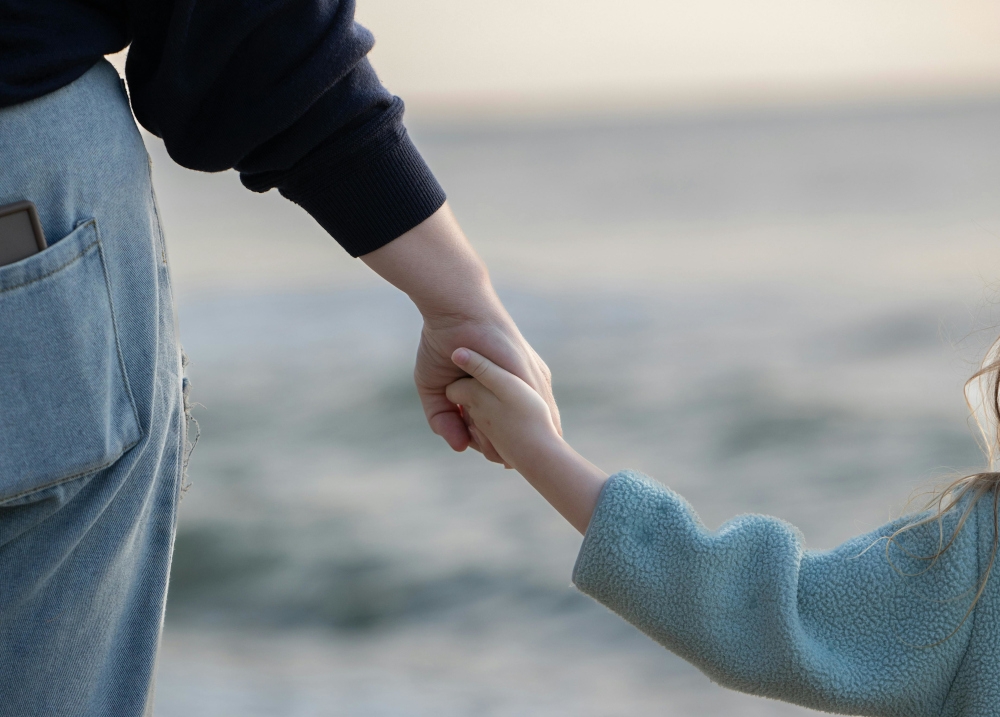 To minimise distress and help the child give their best evidence, the court may appoint an accompanying adult to provide emotional support while the child testifies. — Pexels.com pic 