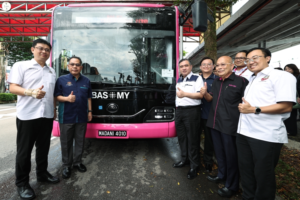 Anthony Loke 宣布 BAS.MY 旅行通行证降价，现价 RM30