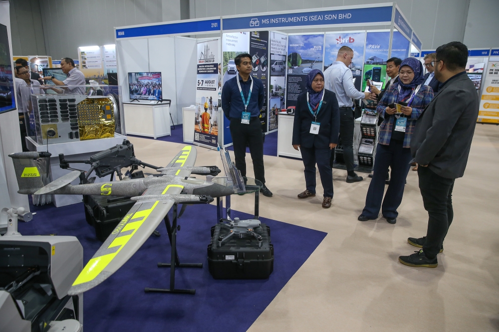 Trinity Pro integrates the latest Quantum Skynode autopilot technology using a Linux mission computer. — Picture by Yusof Mat Isa