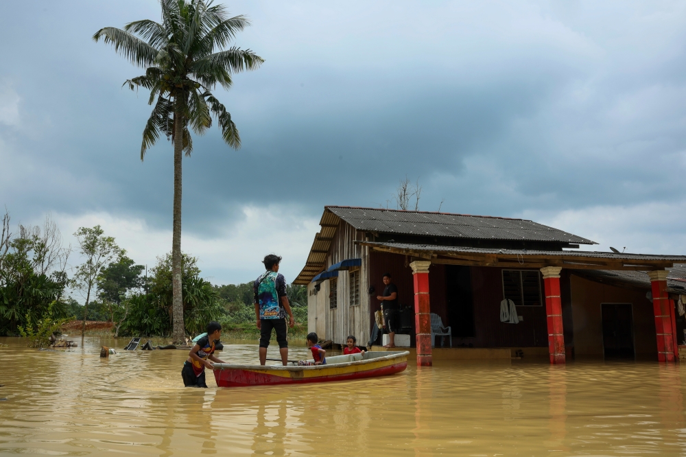 The Kuantan District Irrigation and Drainage Department said there are two main flood sirens: one advising residents to prepare to evacuate, and the other telling them to evacuate immediately. — Bernama pic