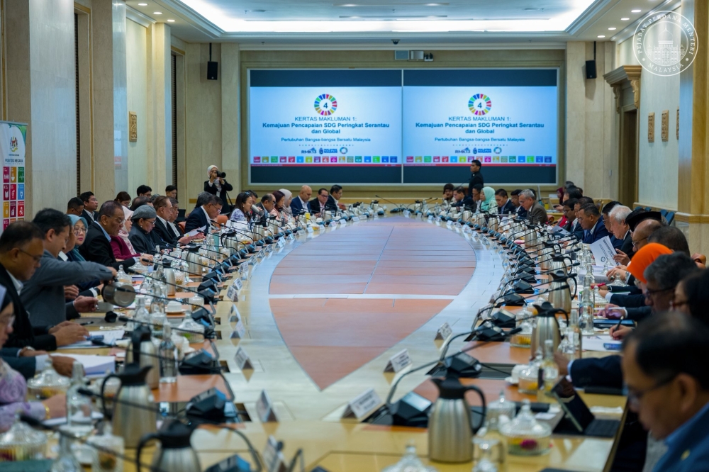 Prime Minister Datuk Seri Anwar Ibrahim chaired a meeting of the government’s national sustainable goals on November 5, 2025. — Picture from Facebook/Anwar Ibrahim