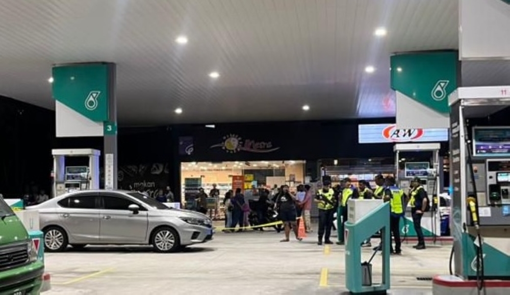 Man on Sosma wanted list seriously injured in late-night shooting at Klang petrol station
