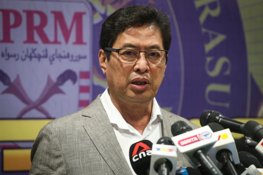 This file picture shows MACC Chief Commissioner Tan Sri Azam Baki, who led Malaysia’s delegation to a bilateral meeting in Vienna on Monday.— Picture by Yusof Mat Isa