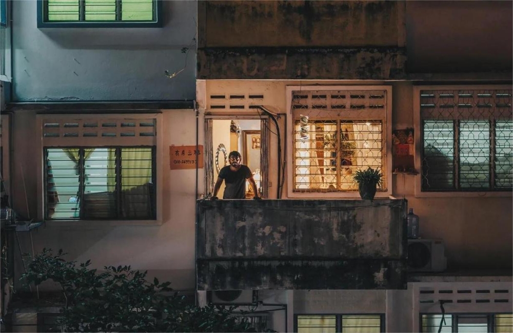 Actor Karnan G. Crak brings depth and intensity to his portrayal of Karthi in a pivotal scene from the film Blues. — Photo courtesy of PoketPlay Films