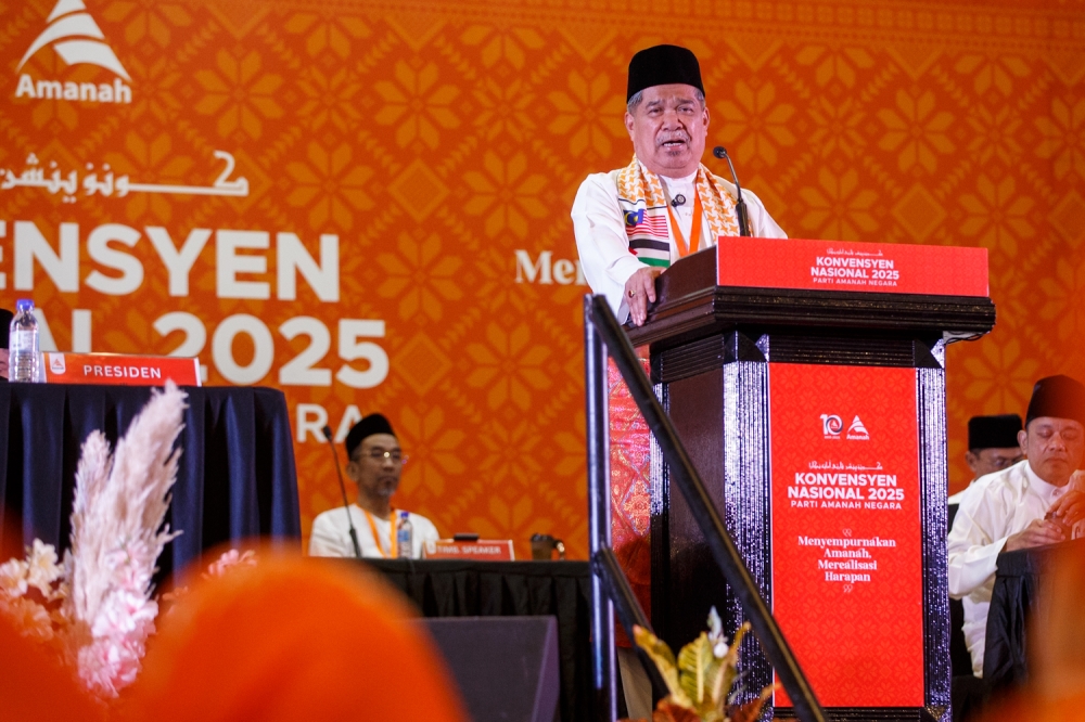 Amanah president Datuk Seri Mohammad Sabu delivers his speech during the Amanah National Convention in Shah Alam November 8, 2025. — Picture by Raymond Manuel