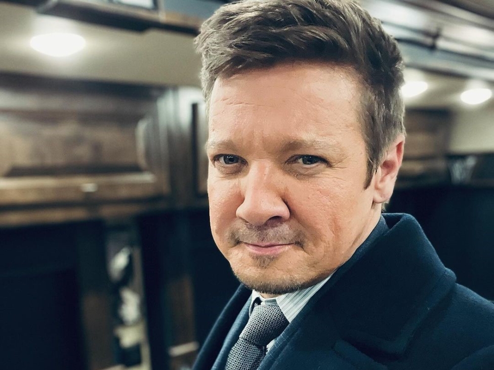 Renner claims they had a ‘brief consensual encounter’ and that he later made clear he was not interested in a sexual relationship. — Picture via Instagram/jeremyrenner
