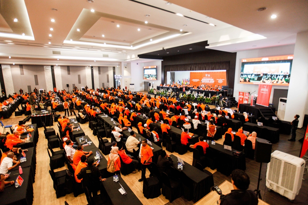 Delegates attend Parti Amanah Negara’s National Convention 2025 in Shah Alam November 9, 2025, where a proposal to raise the women’s youth wing age limit from 35 to 40 was rejected. — Picture by Sayuti Zainudin