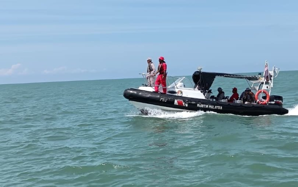 Maritime police rescue four more from capsized migrant boat off Langkawi, search ongoing