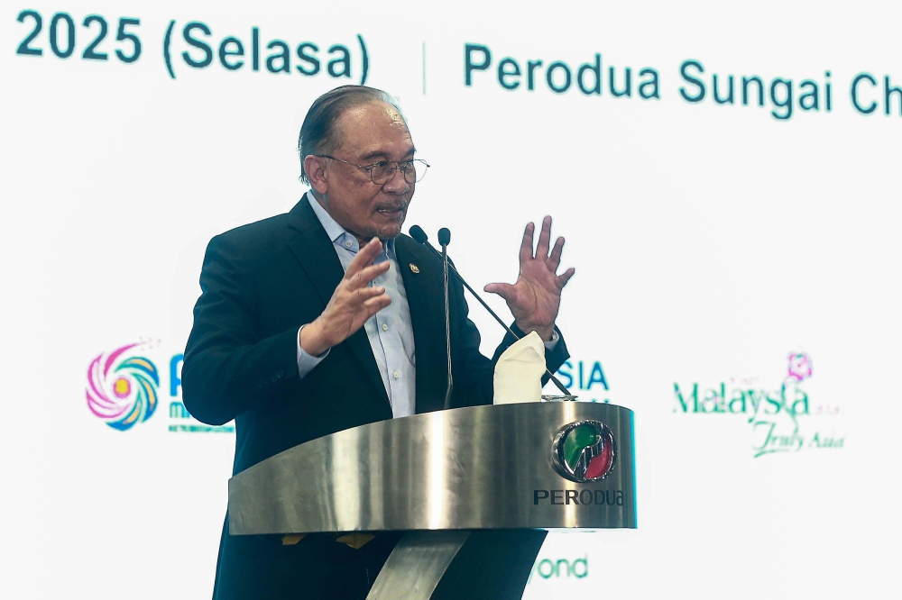 Malaysia eyes semiconductor hub status as AI reshapes global economy, says Anwar