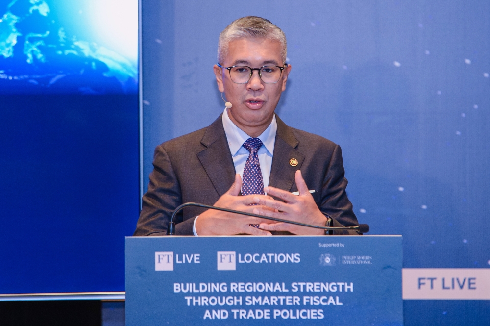 Investment, Trade and Industry Minister Datuk Seri Tengku Zafrul Abdul Aziz speaks during a talk on ‘Building Regional Strength Through Smarter Fiscal and Trade Policies’ in Kuala Lumpur today, November 18, 2025. — Bernama pic